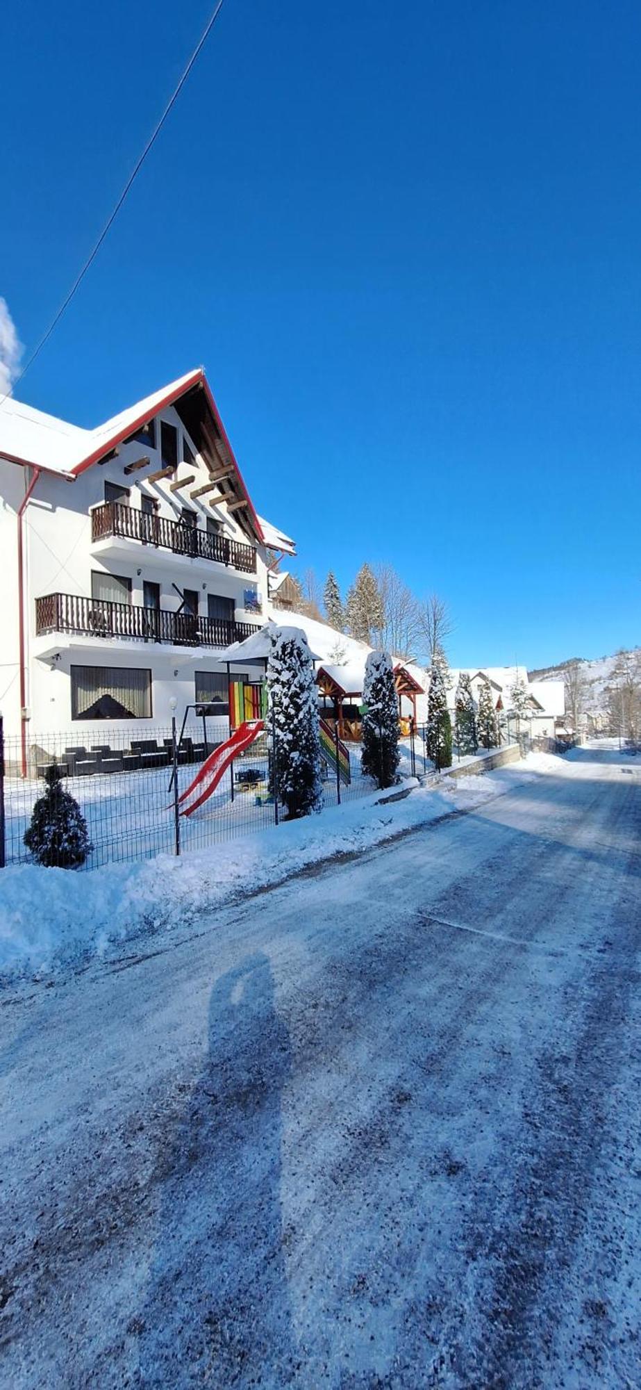La Cascade 2 Hotel Moeciu De Sus Exterior photo